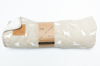 Mog & Bone Blanket in Oat Dog